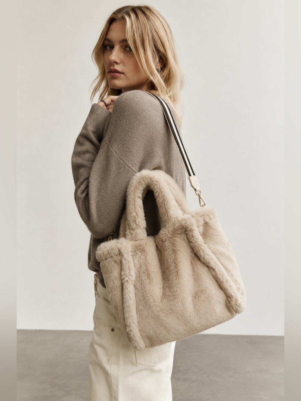 Summer & Rose Faux Fur Tote Bag Cream Beige Convertible Shoulder Bag
